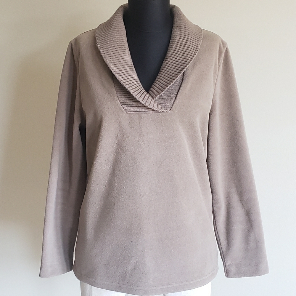 Shawl-collar sweater